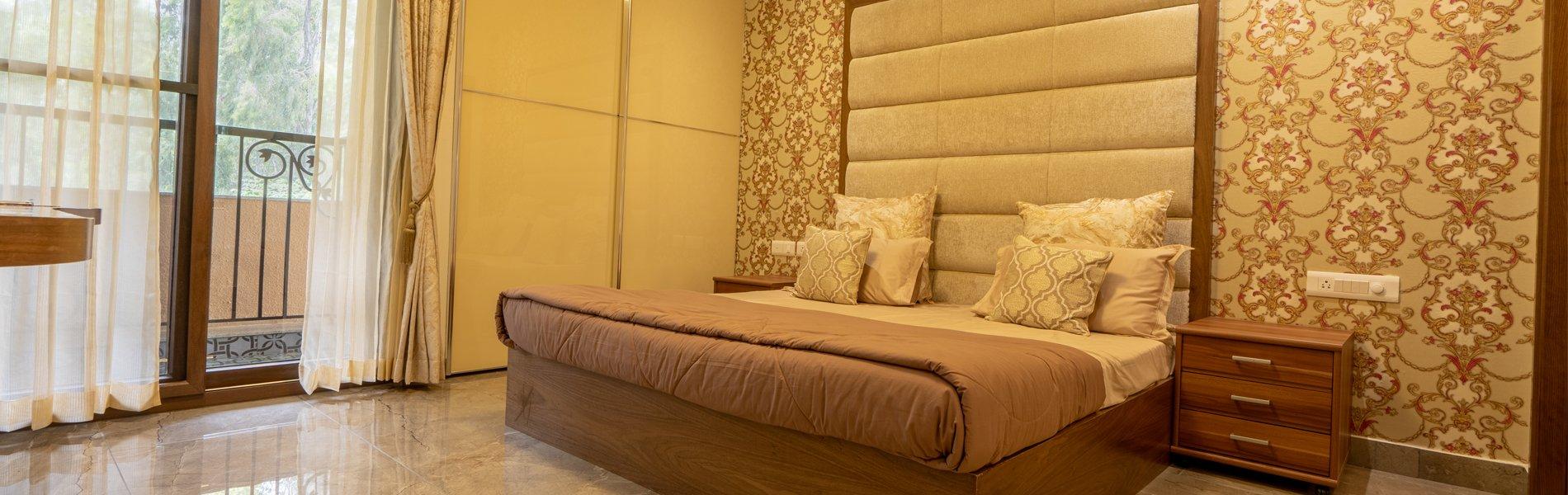 How to effectively utilize a 10x10 bedroom space - Cover Image